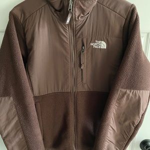 The North Face - women’s Denali - size SMALL